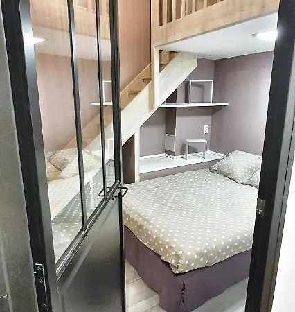 Loft 5 Places With View On Eiffel Tower * Parigi