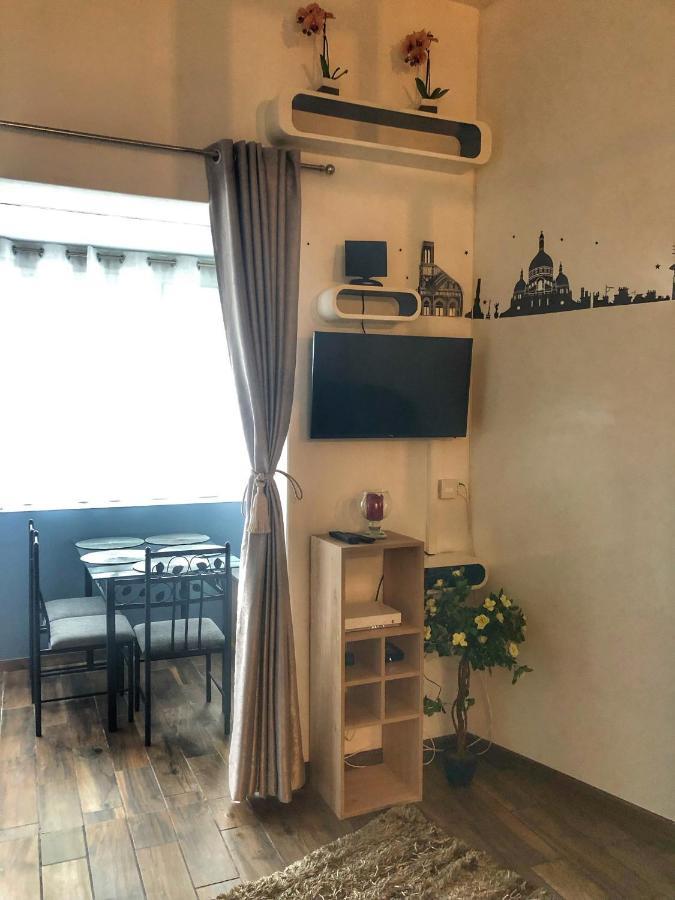 Loft 5 Places With View On Eiffel Tower Appartamento *