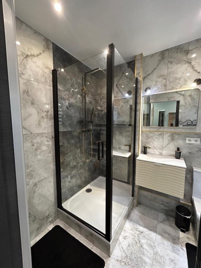 Loft 5 Places With View On Eiffel Tower * Parigi